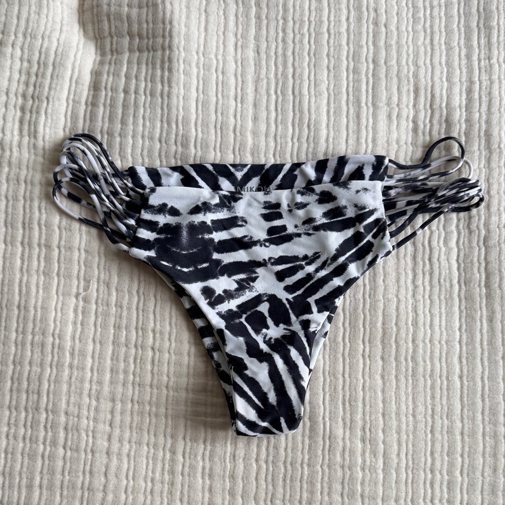 Mikoh Black and White Patterned Bikini Bottom